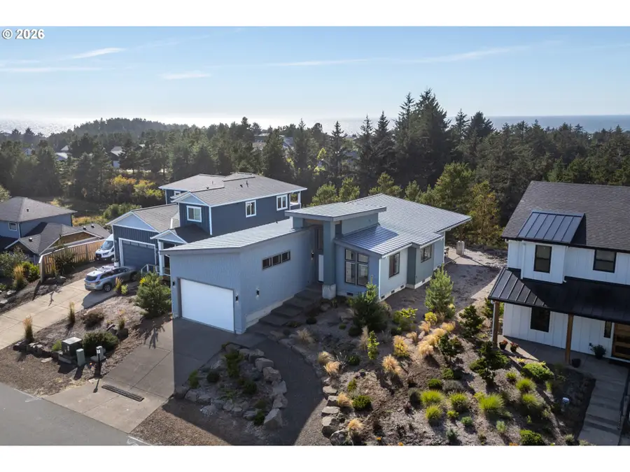 557 Sea View Dr, Manzanita, OR 97130 - #2