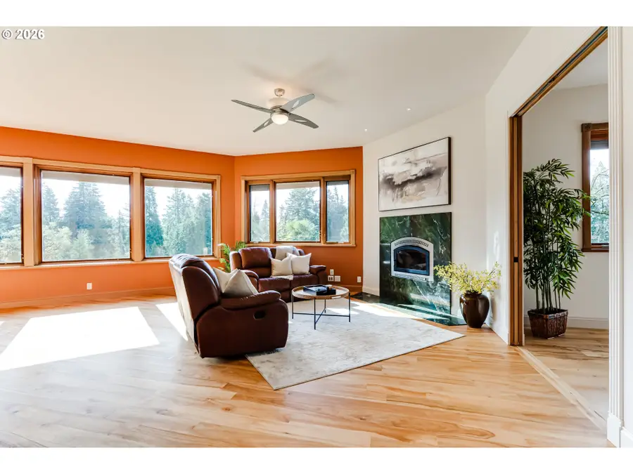 37871 Jasper Lowell Rd, Jasper, OR 97438 - #3