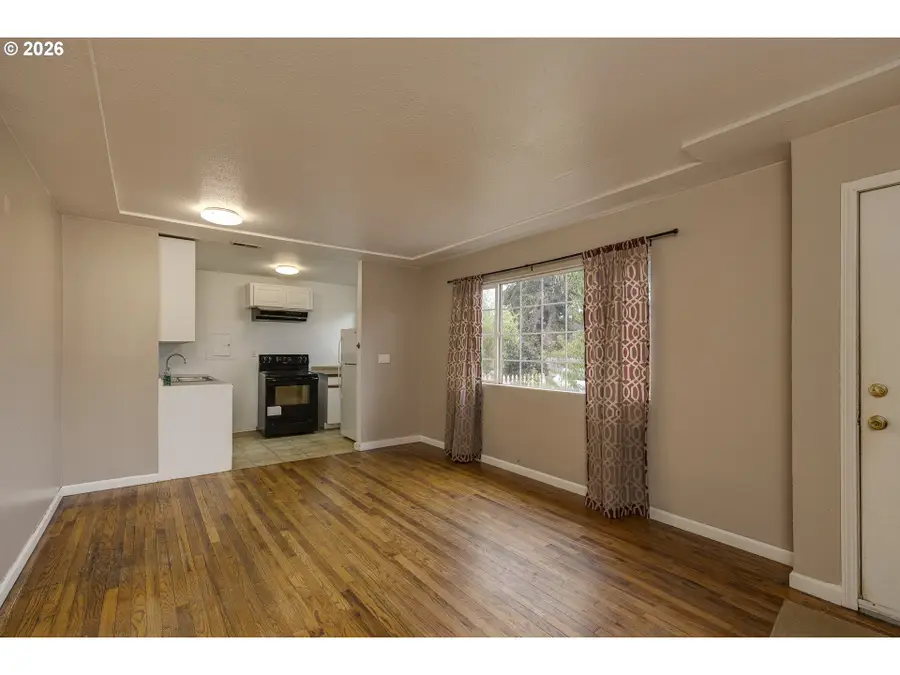 6731 SE Duke St, Portland, OR 97206 - #3