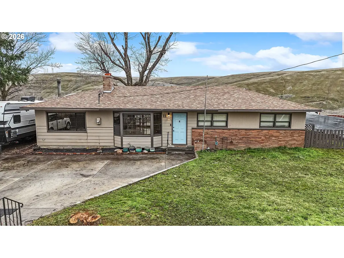 11 NE Nelson Dr, Pendleton, OR 97801 - #1