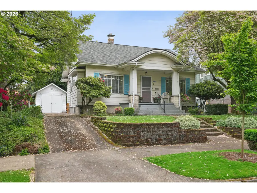 4044 N Massachusetts Ave, Portland, OR 97227 - #2