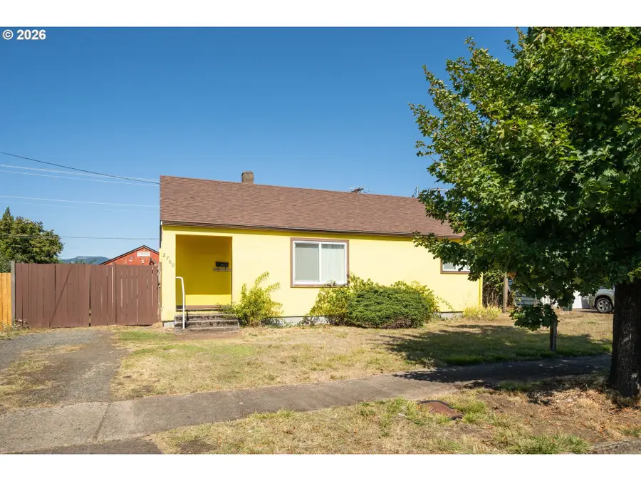2760 E St, Springfield, OR 97477 - #3
