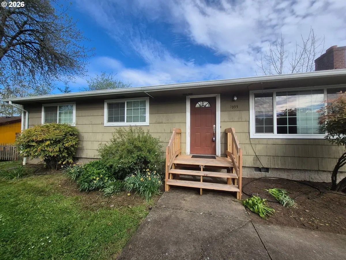 1935 Mckinley St, Eugene, OR 97405 - #1