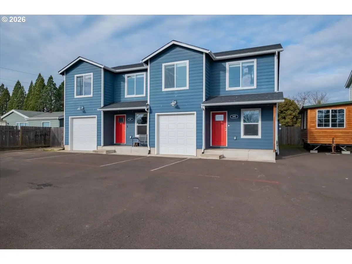 847 W Oak St, Lebanon, OR 97355 - #1