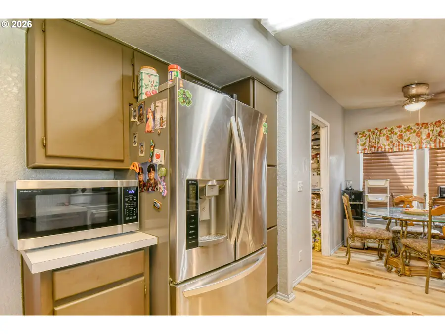 335 E Beebe Ave, Hermiston, OR 97838 - #3