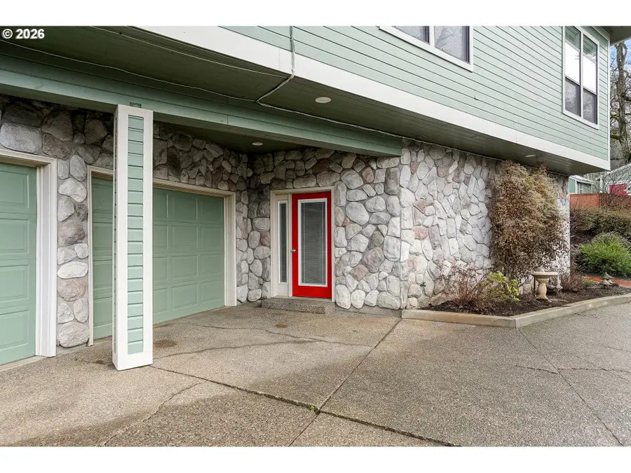 1133 Enstad Ln, Silverton, OR 97381 - Image #2