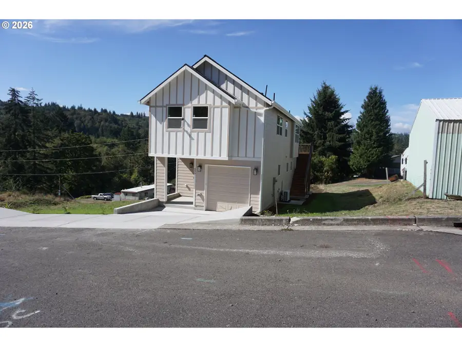 330 Richards Dr, Rainier, OR 97048 - #3