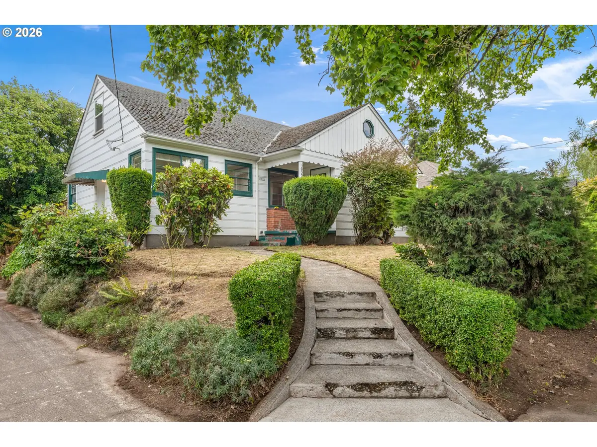 6376 N Vancouver Ave, Portland, OR 97217 - #1