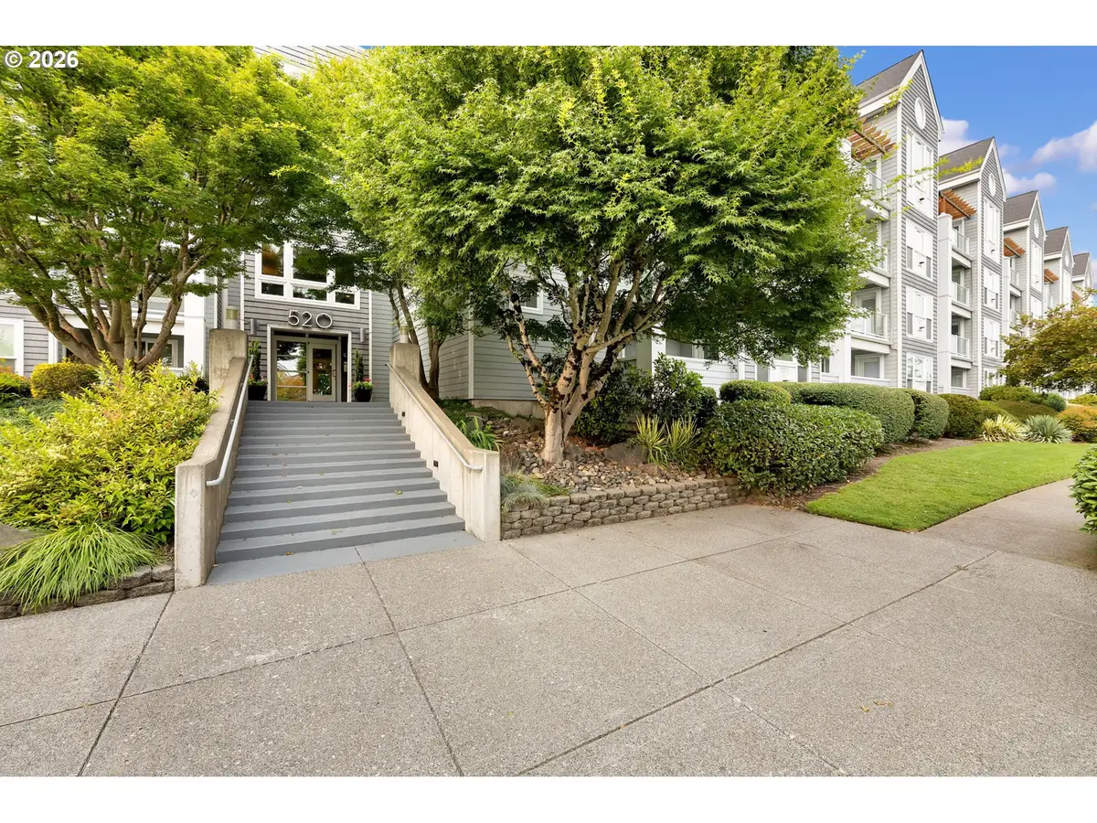 520 SE Columbia River Dr #330, Vancouver, WA 98661 - #1