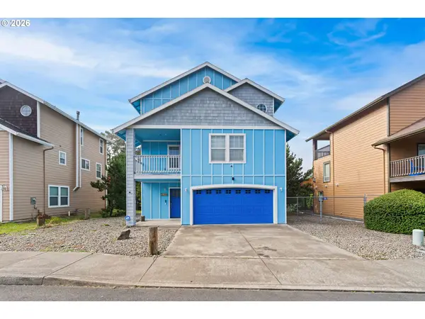 2166 NW Mast Ave, LincolnCity, OR 97367