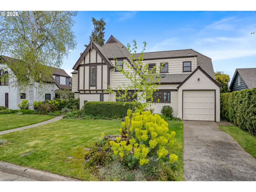 2223 Olive St, Eugene, OR 97405 - #2