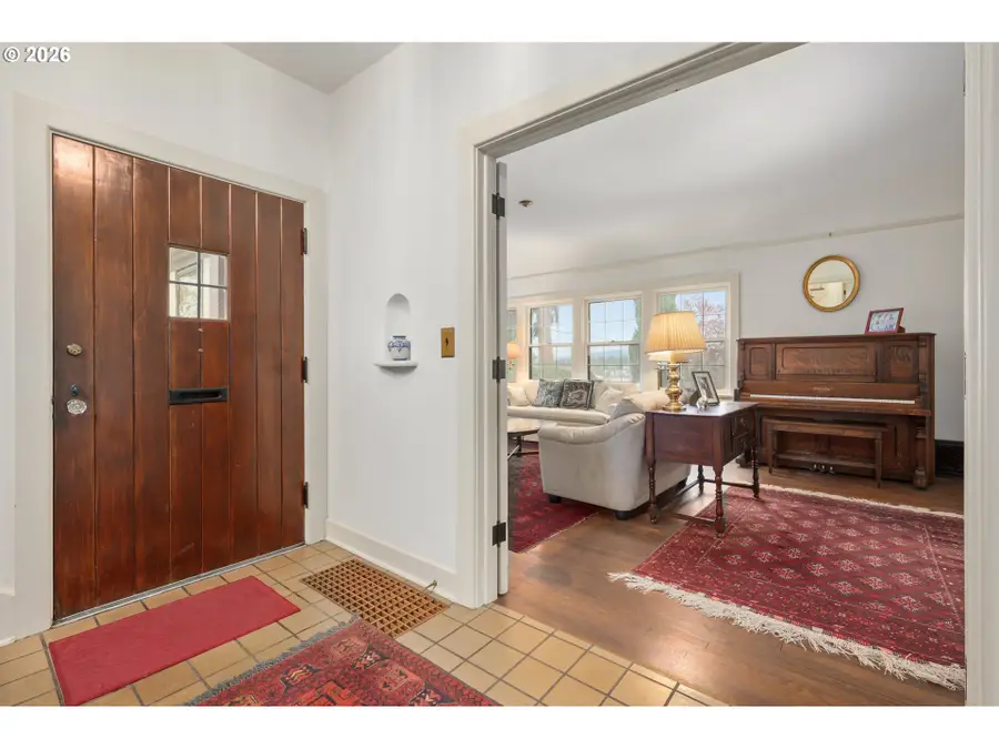 2223 Olive St, Eugene, OR 97405 - #3