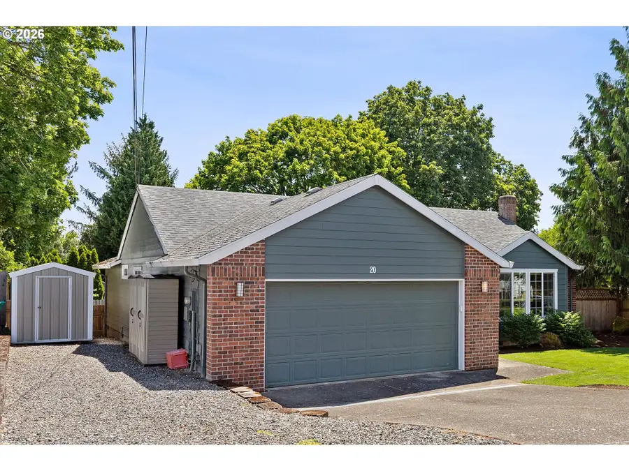 20 NW Wilson Ave, Gresham, OR 97030 - #2