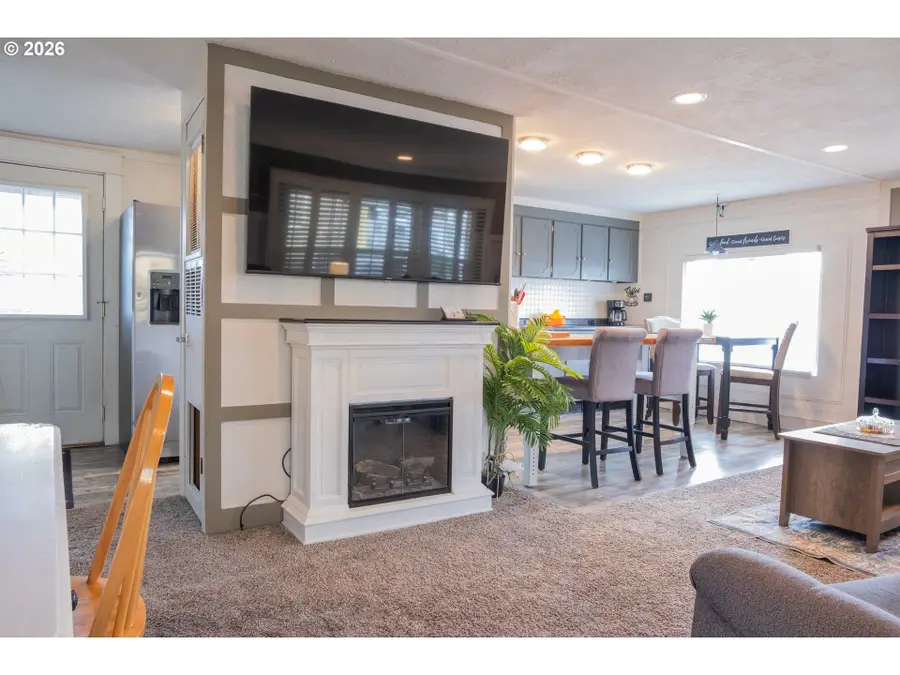 4348 Essex St, Salem, OR 97317 - #3