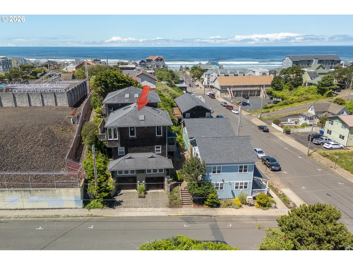225 NW Brook St #A, Newport, OR 97365 - #1
