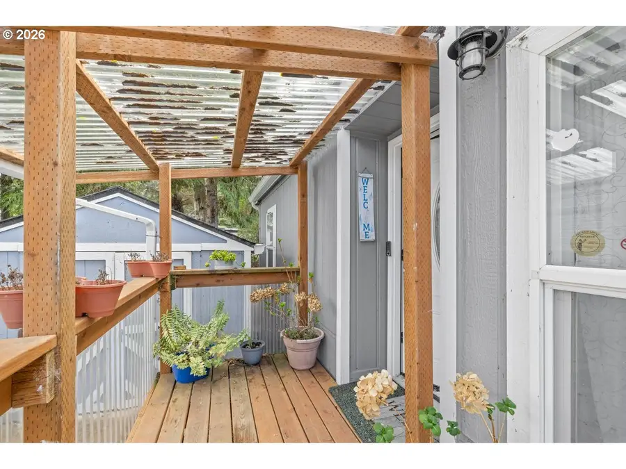 30 Jerome Ct, Lincoln Beach, OR 97388 - #3