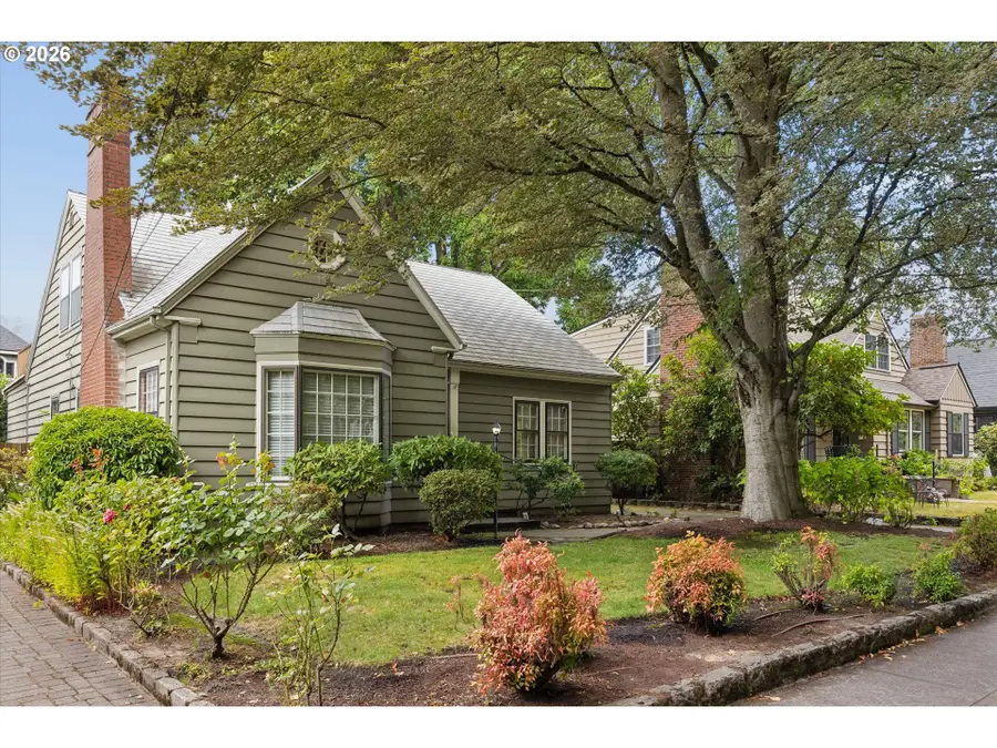 6821 SE Reed College Pl, Portland, OR 97202 - #2