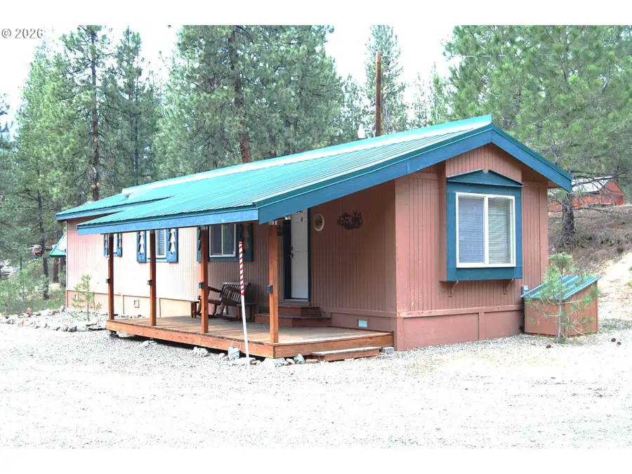 553 N Badger St, Sumpter, OR 97877 - #2