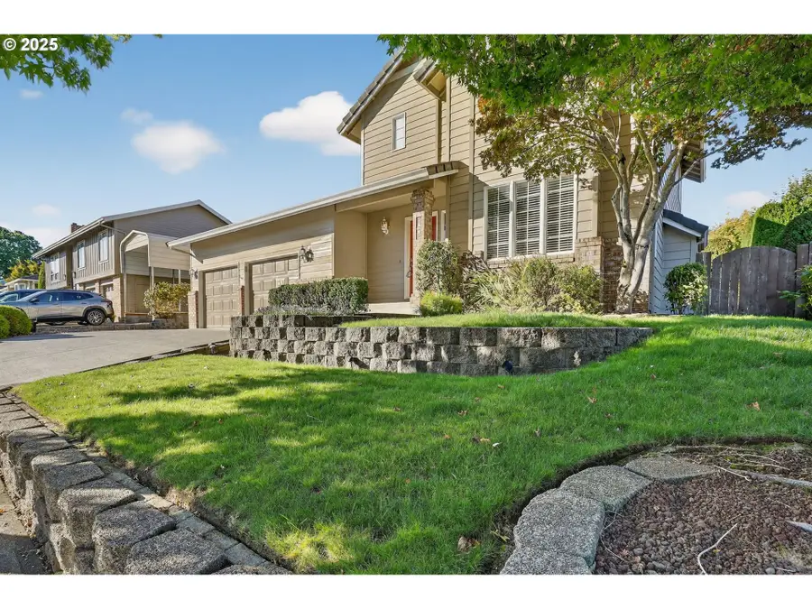 535 NE 24th St, Gresham, OR 97030 - #2