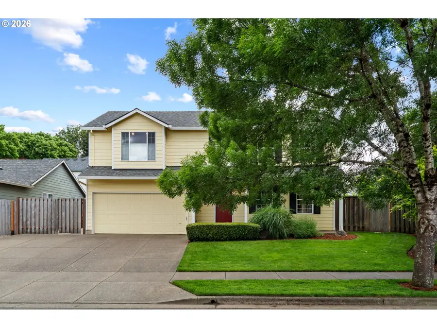 3220 N Knoll Dr, Newberg, OR 97132 - #3