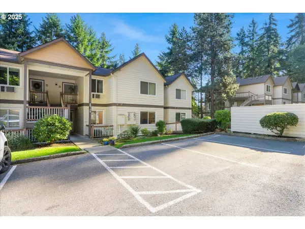 20120 Larkspur Ln #85, WestLinn, OR 97068