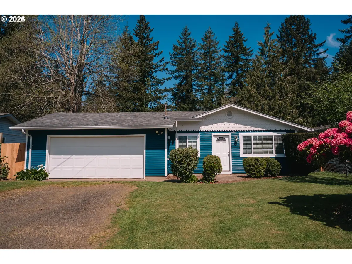 1220 SE 18th St, Toledo, OR 97391 - #1