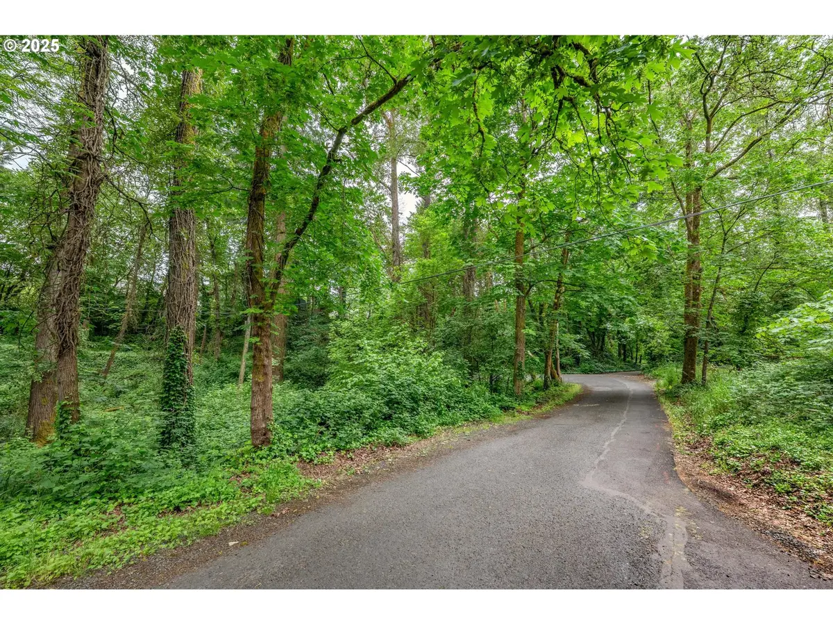 Grey Cliffs Dr, Saint Helens, OR 97051 - Image #1