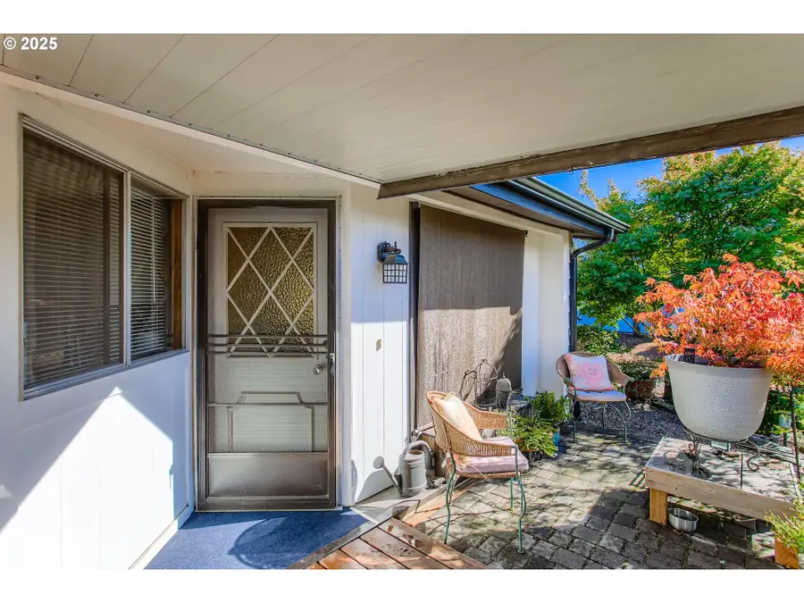 17091 SW Eldorado Dr, Tigard, OR 97224 - Image #2