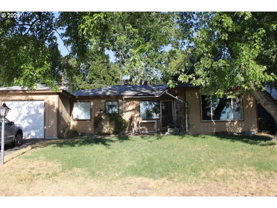 1206 SW 24th St, Pendleton, OR 97801 - Image #2