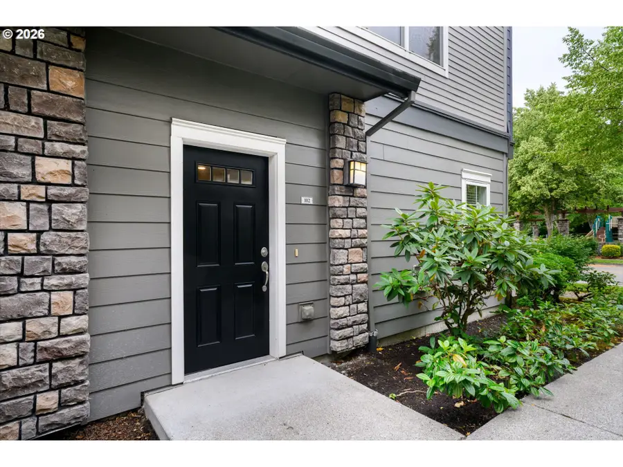10651 NE Red Wing Way #102, Hillsboro, OR 97006 - #3
