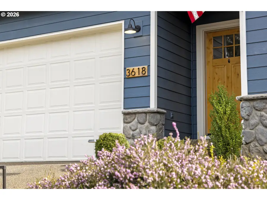 3618 Ivy Dr, Newberg, OR 97132 - #2