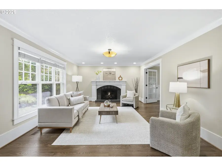 16 Del Prado St, Lake Oswego, OR 97035 - #2