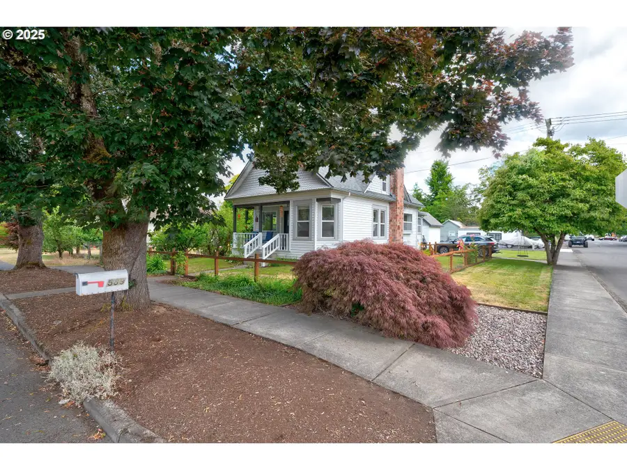 589 NW 3rd Ave, Canby, OR 97013 - Image #3