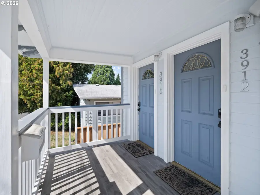 3910 SE 32 Ave Se, Portland, OR 97202 - #3