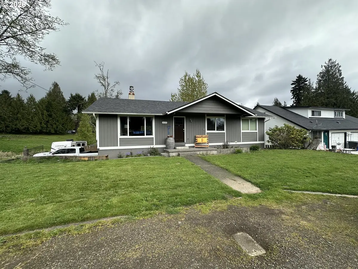 613 Olson Rd, Longview, WA 98632 - #1