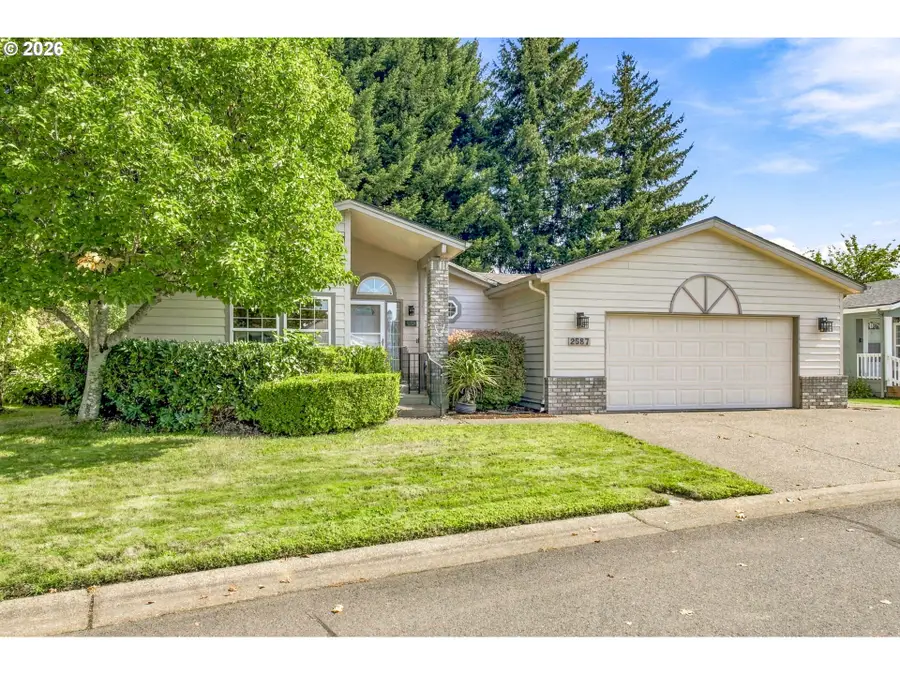 2587 Northampton, Eugene, OR 97404 - #2