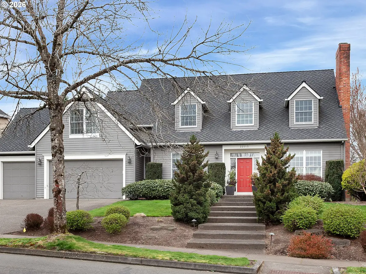 22515 Ponderay Dr, West Linn, OR 97068 - #1