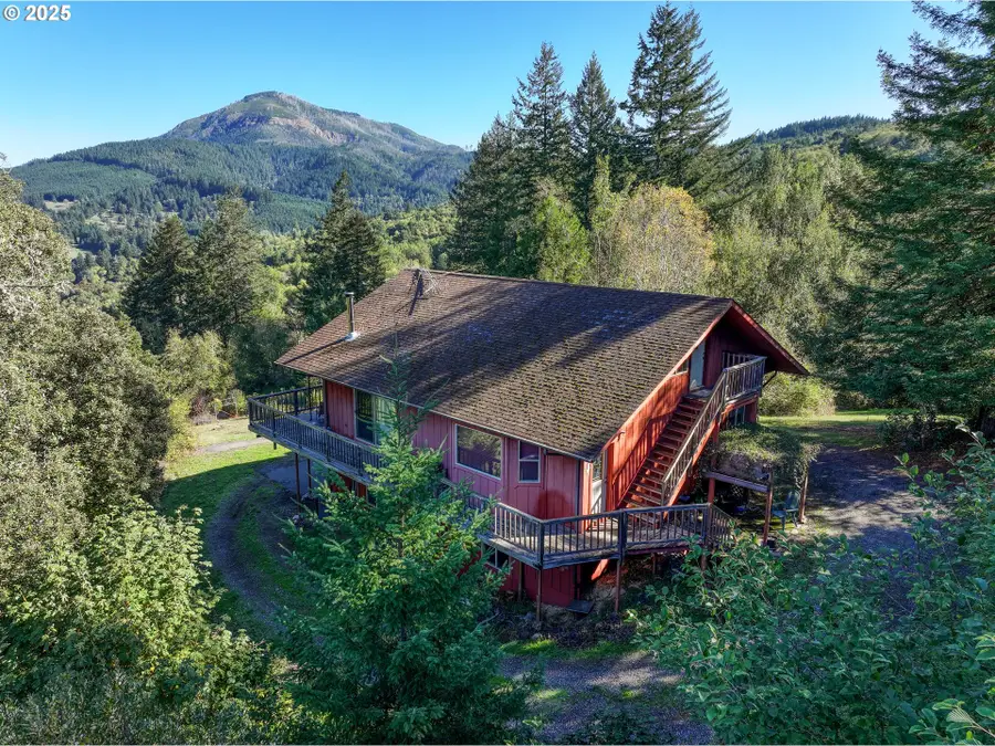 99608 S Bank Chetco Rd, Brookings, OR 97415 - #2