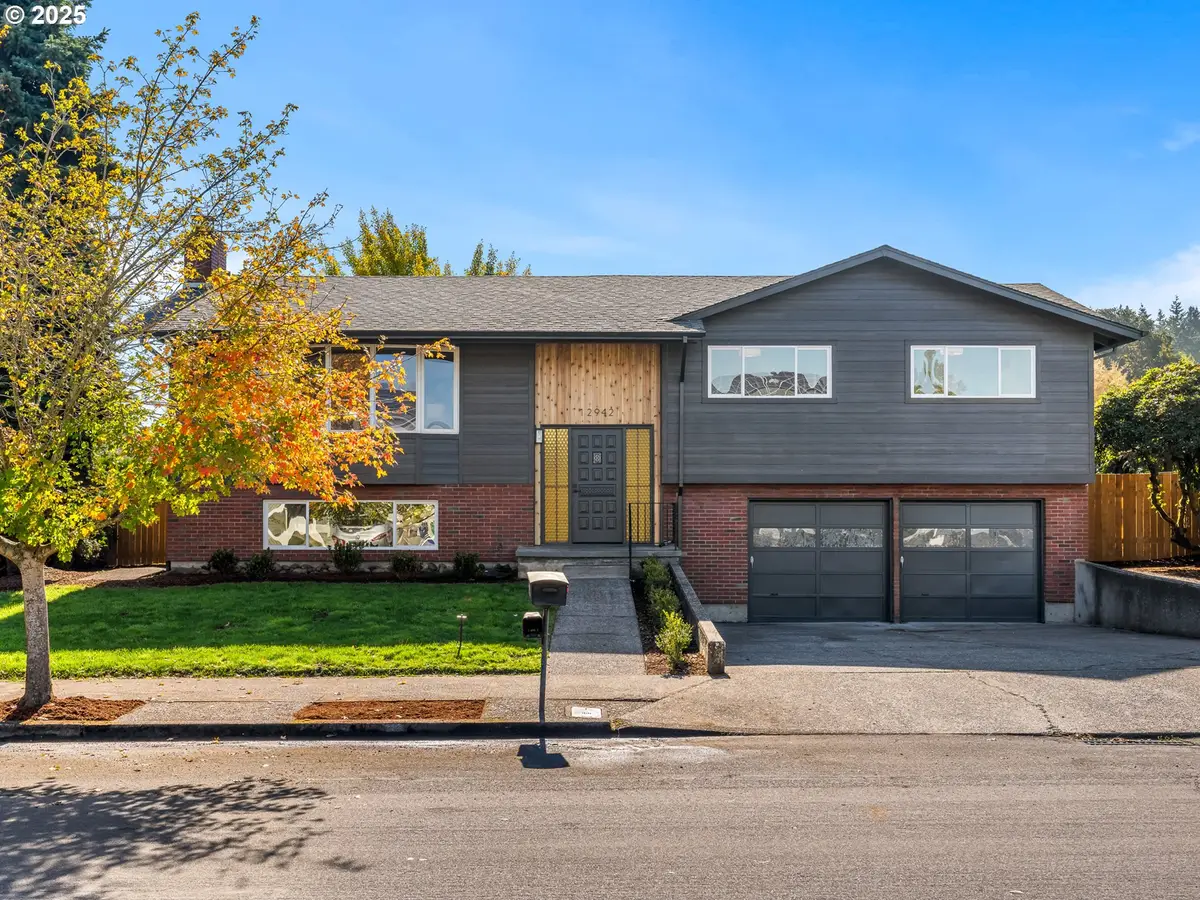 12942 NE Morris St, Portland, OR 97230 - Image #1