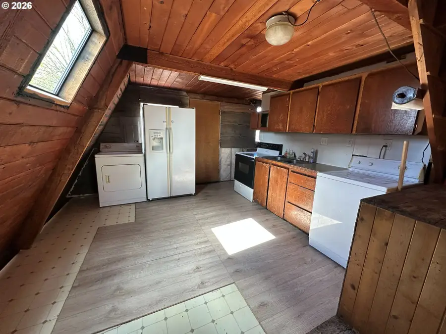 120 2nd St, North Powder, OR 97867 - #3