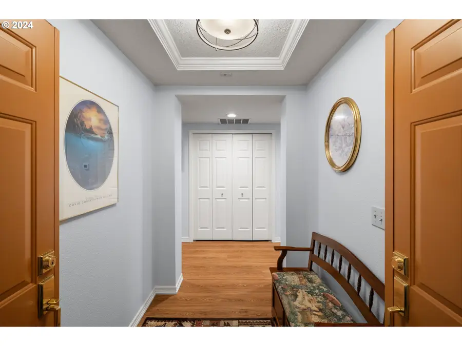 15420 NE Knott St #18, Portland, OR 97230 - #2