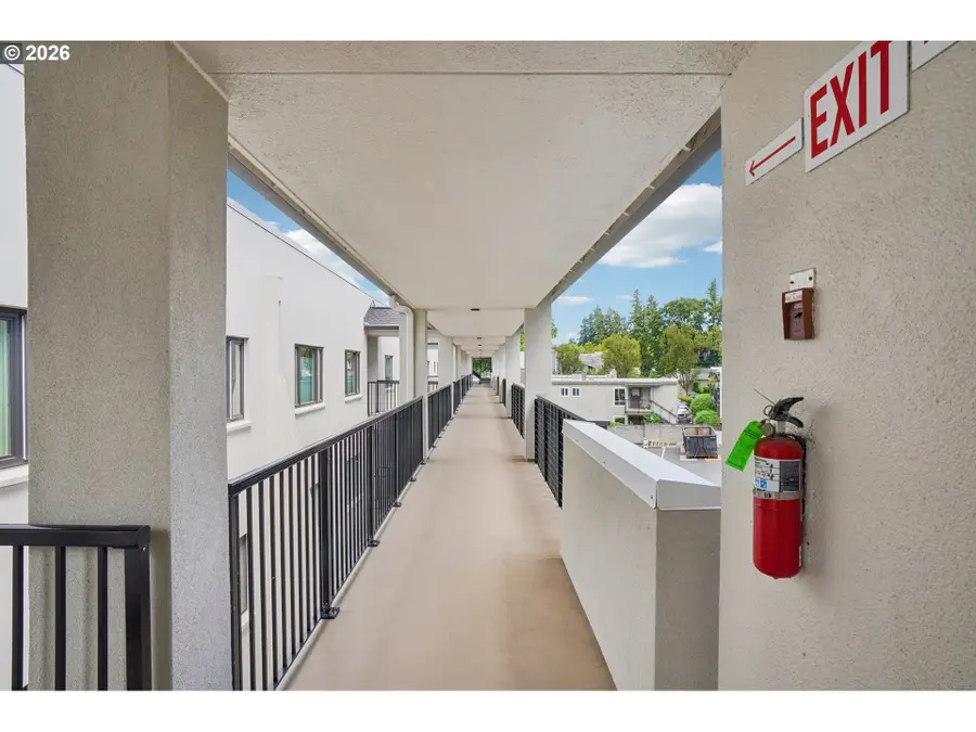 790 SE Webber St #310, Portland, OR 97202 - #3