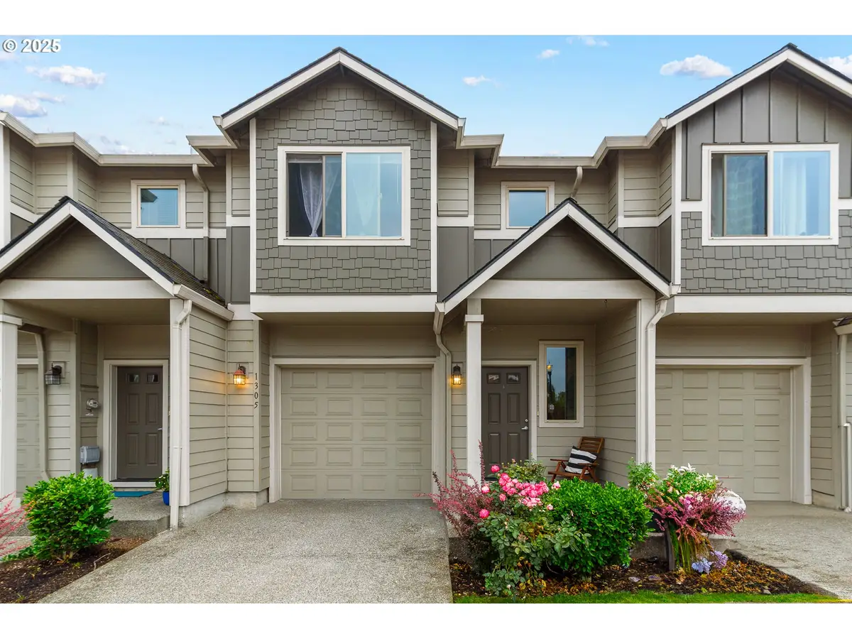 1305 NE 82nd Dr, Vancouver, WA 98665 - Image #1