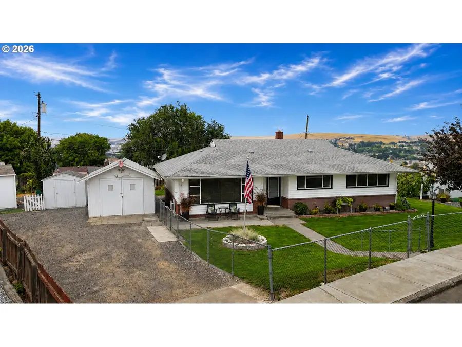 1721 SW Hailey Ln, Pendleton, OR 97801 - #2