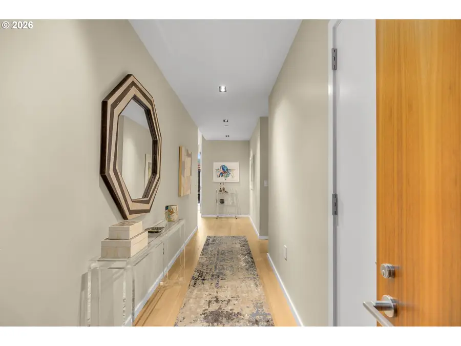 1075 NW Northrup St #514, Portland, OR 97209 - #3