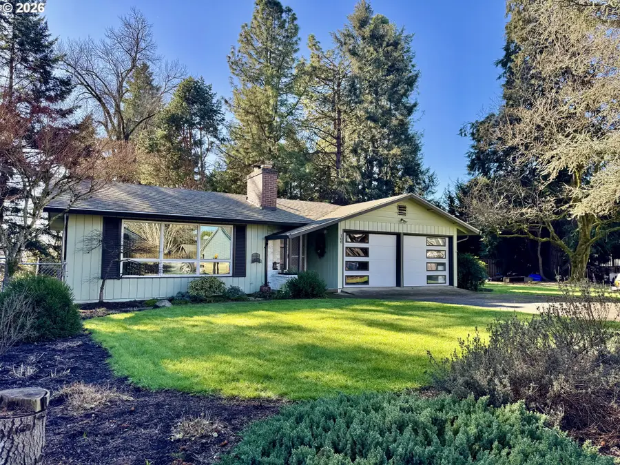 100 W Johanna Ct, Newberg, OR 97132 - #2