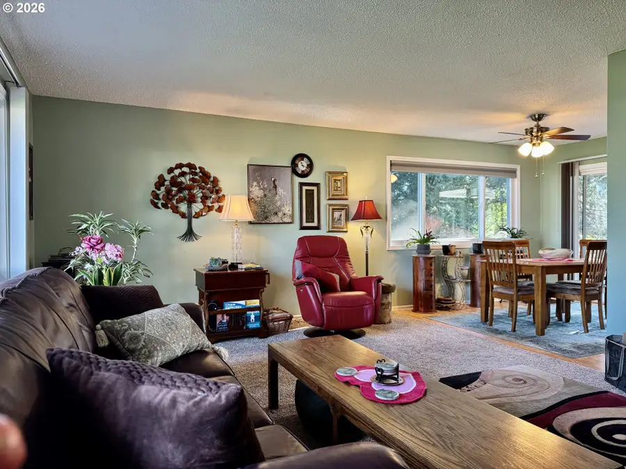 100 W Johanna Ct, Newberg, OR 97132 - #3