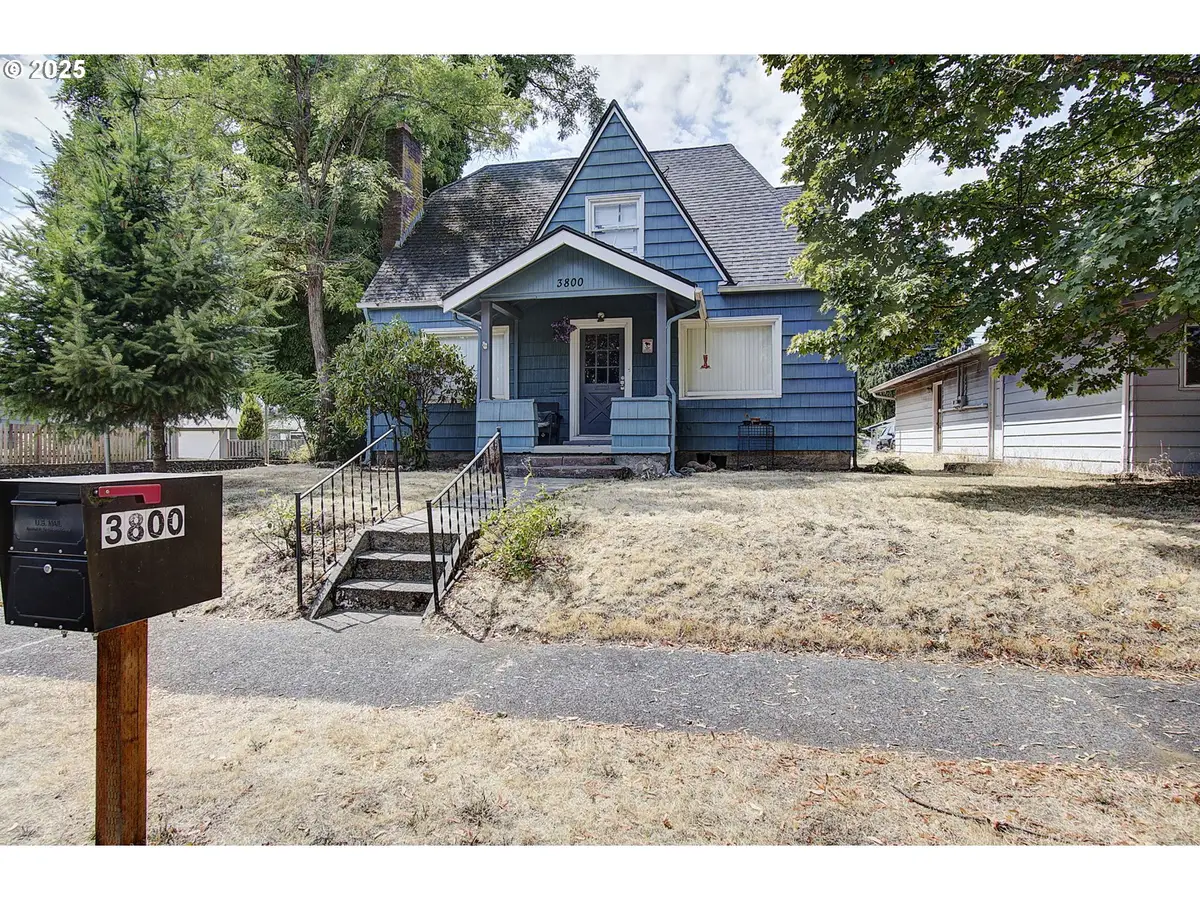 608 E 38th St, Vancouver, WA 98663 - #1