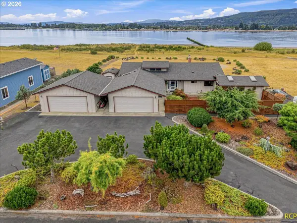47083 River Ranch Ln, Westport, OR 97016