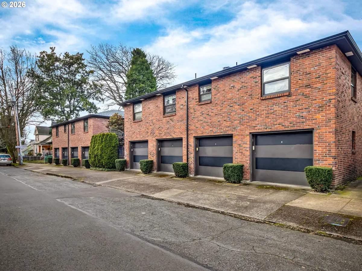 929 SE 16th Ave #3, Portland, OR 97214 - #1